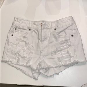 White ripped short